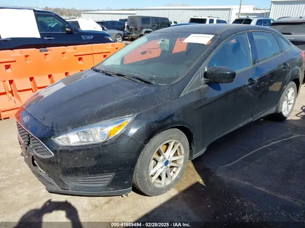 1FADP3F21JL259271 2018 FORD FOCUS - Image 2