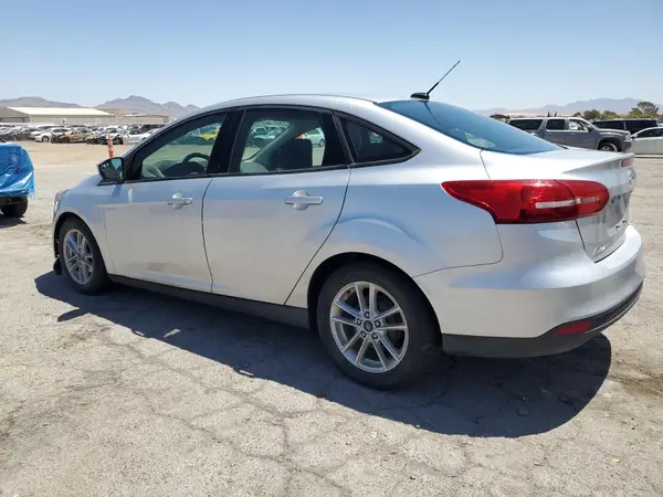 1FADP3F21JL271176 2018 FORD FOCUS - Image 2