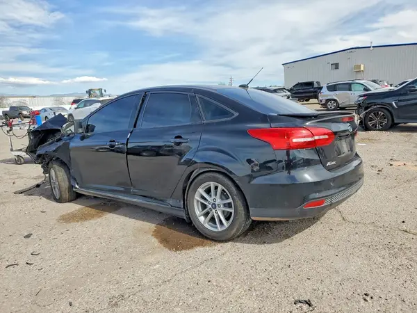 1FADP3F21JL272215 2018 FORD FOCUS - Image 2