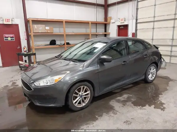 1FADP3F21JL288558 2018 FORD FOCUS - Image 2