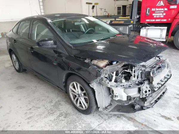 1FADP3F21JL294974 2018 FORD FOCUS - Image 1