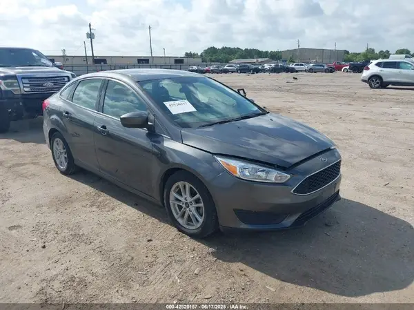 1FADP3F21JL295509 2018 FORD FOCUS - Image 1