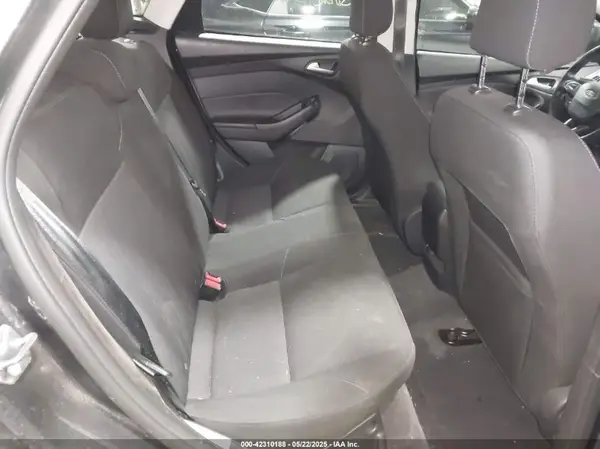 1FADP3F21JL298071 2018 FORD FOCUS - Image 8