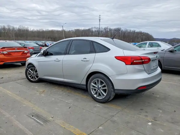 1FADP3F21JL301891 2018 FORD FOCUS - Image 2