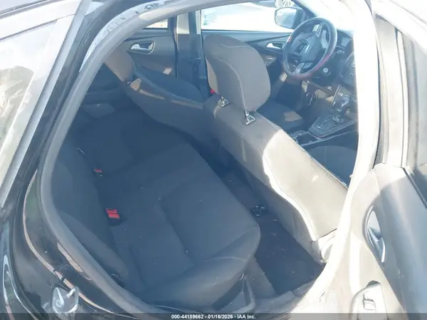 1FADP3F21JL302894 2018 FORD FOCUS - Image 8