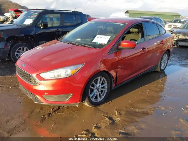 1FADP3F21JL310056 2018 FORD FOCUS - Image 2