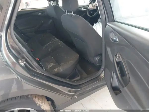 1FADP3F21JL315435 2018 FORD FOCUS - Image 8