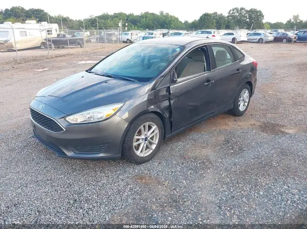 1FADP3F21JL319095 2018 FORD FOCUS - Image 2