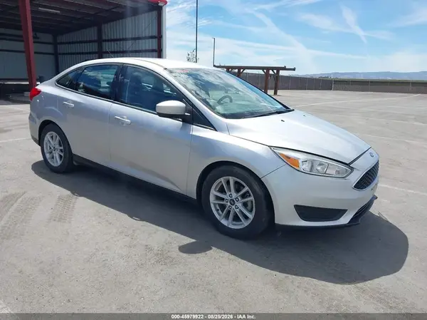 1FADP3F21JL328881 2018 FORD FOCUS - Image 1