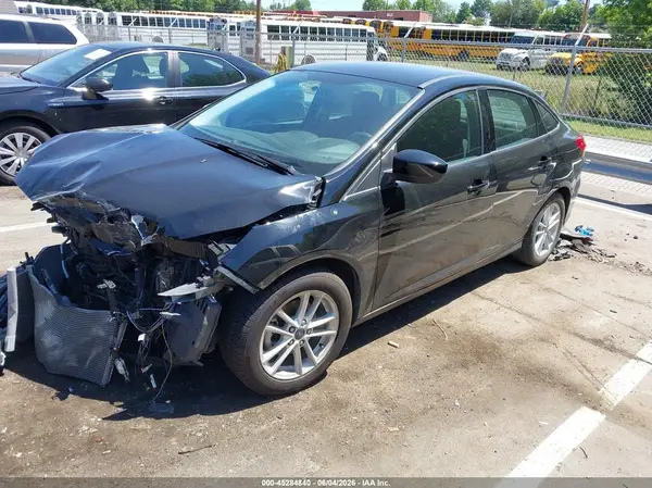 1FADP3F21JL332252 2018 FORD FOCUS - Image 2