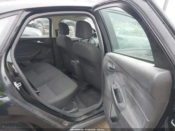 1FADP3F22GL208192 2016 FORD FOCUS - Image 8