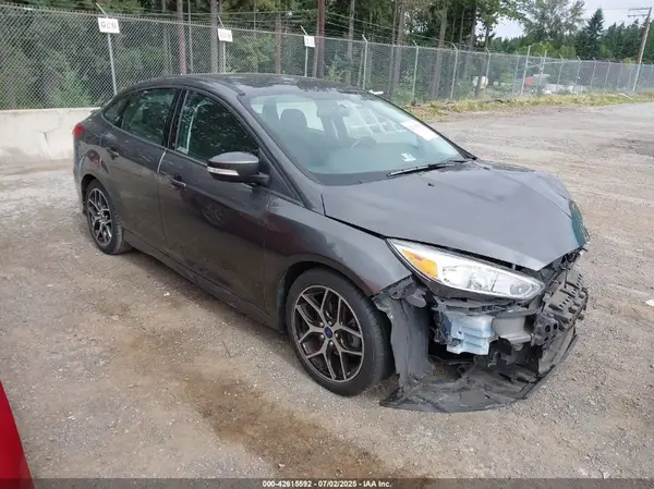 1FADP3F22GL211075 2016 FORD FOCUS - Image 1