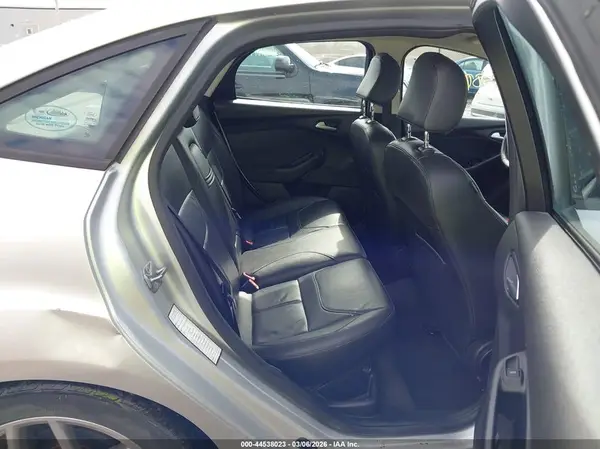 1FADP3F22GL235375 2016 FORD FOCUS - Image 8