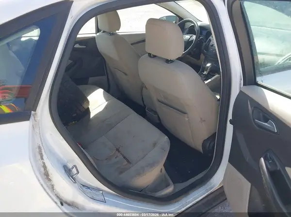 1FADP3F22GL272197 2016 FORD FOCUS - Image 8