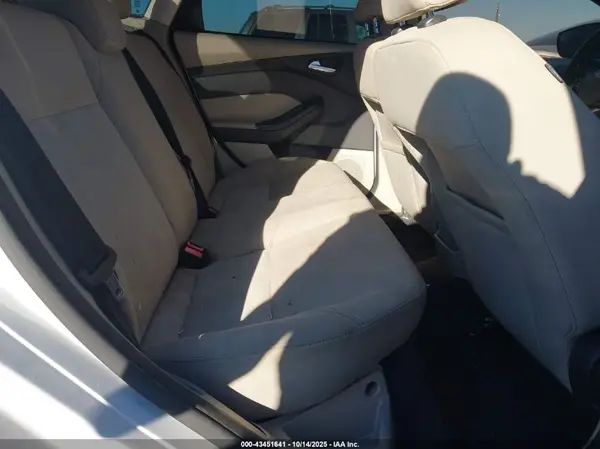 1FADP3F22GL272314 2016 FORD FOCUS - Image 8