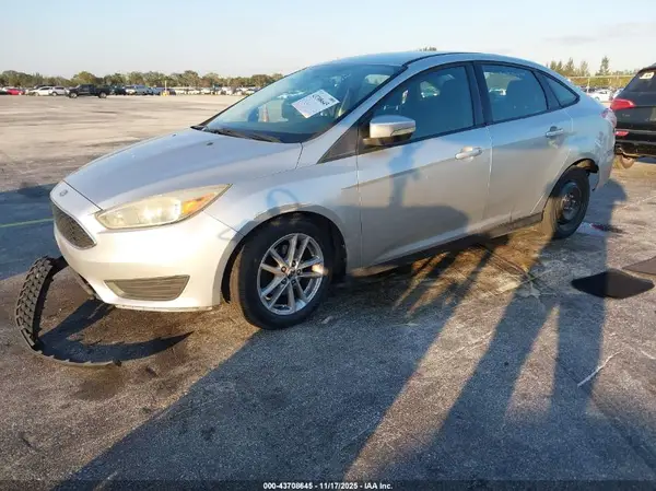 1FADP3F22GL290585 2016 FORD FOCUS - Image 2
