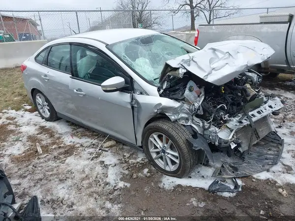 1FADP3F22GL316246 2016 FORD FOCUS - Image 1