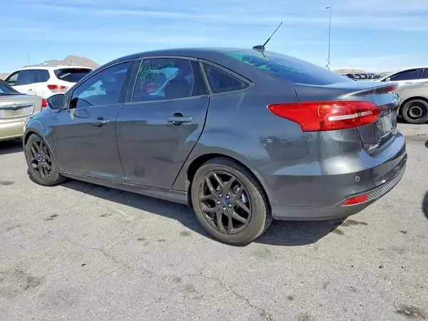 1FADP3F22GL325707 2016 FORD FOCUS - Image 2