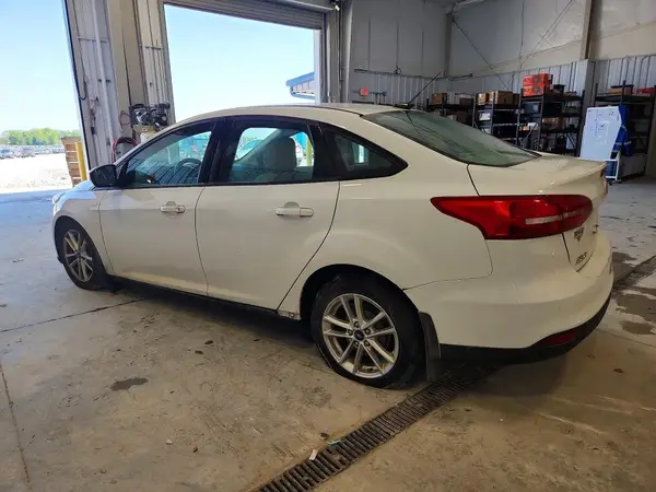 1FADP3F22GL329692 2016 FORD FOCUS - Image 2