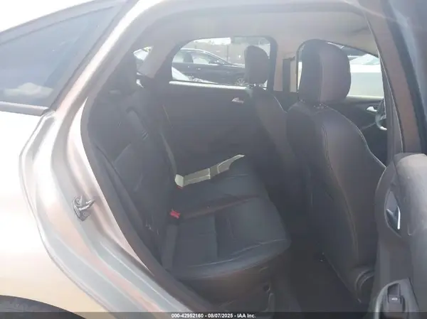 1FADP3F22GL336061 2016 FORD FOCUS - Image 8