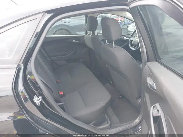 1FADP3F22GL359940 2016 FORD FOCUS - Image 8