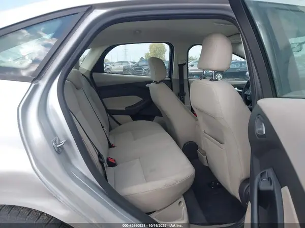 1FADP3F22GL391450 2016 FORD FOCUS - Image 8