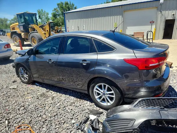 1FADP3F22GL403094 2016 FORD FOCUS - Image 2