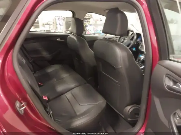1FADP3F22GL404312 2016 FORD FOCUS - Image 8