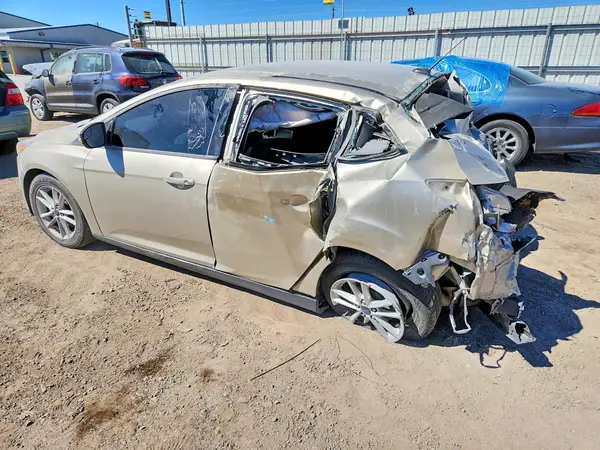 1FADP3F22HL211269 2017 FORD FOCUS - Image 2