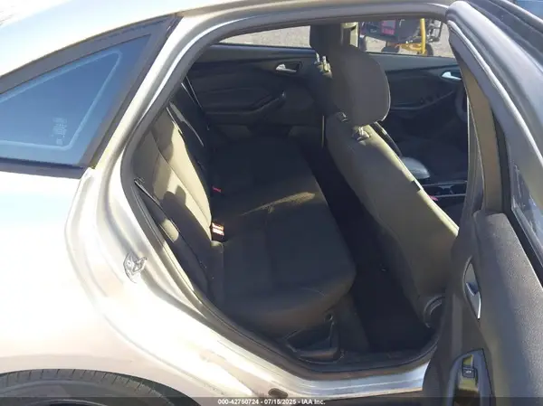 1FADP3F22HL232896 2017 FORD FOCUS - Image 8