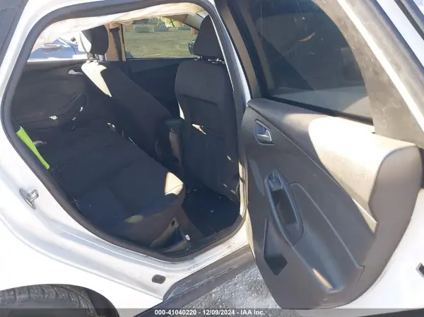 1FADP3F22HL236754 2017 FORD FOCUS - Image 8