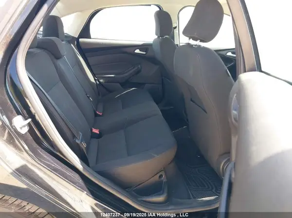 1FADP3F22HL240075 2017 FORD FOCUS - Image 8