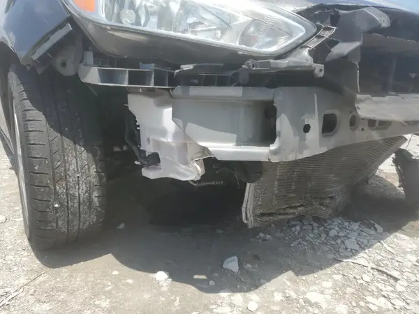 1FADP3F22HL257913 2017 FORD FOCUS - Image 2