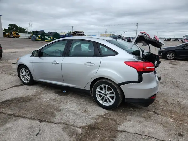 1FADP3F22HL263033 2017 FORD FOCUS - Image 2