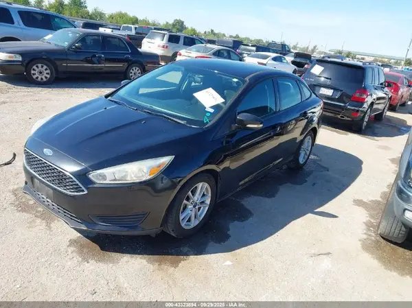 1FADP3F22HL263212 2017 FORD FOCUS - Image 2