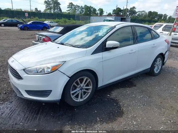 1FADP3F22HL279023 2017 FORD FOCUS - Image 2
