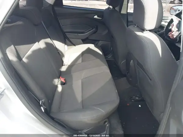 1FADP3F22HL281726 2017 FORD FOCUS - Image 8