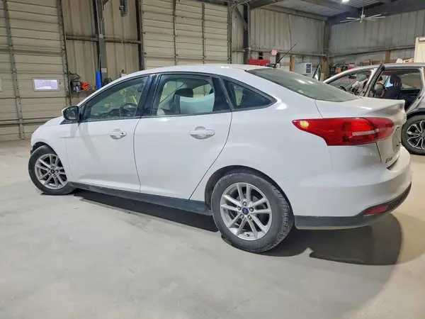 1FADP3F22HL284318 2017 FORD FOCUS - Image 2
