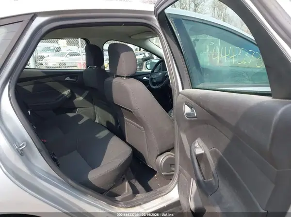1FADP3F22HL291883 2017 FORD FOCUS - Image 8