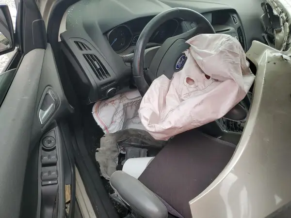 1FADP3F22HL294850 2017 FORD FOCUS - Image 8