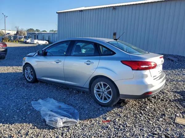 1FADP3F22HL300050 2017 FORD FOCUS - Image 2