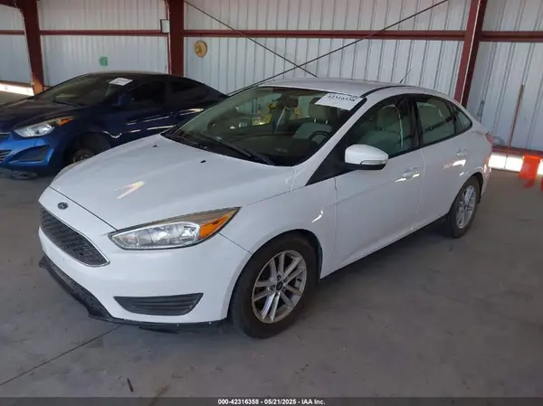 1FADP3F22HL303059 2017 FORD FOCUS - Image 2