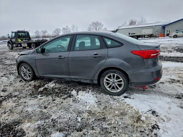 1FADP3F22HL303594 2017 FORD FOCUS - Image 2