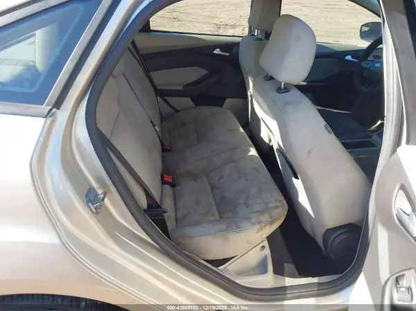 1FADP3F22HL309279 2017 FORD FOCUS - Image 8
