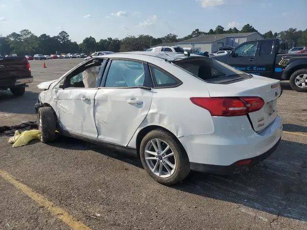 1FADP3F22HL315826 2017 FORD FOCUS - Image 2