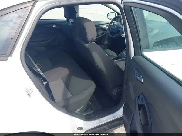 1FADP3F22HL320296 2017 FORD FOCUS - Image 8