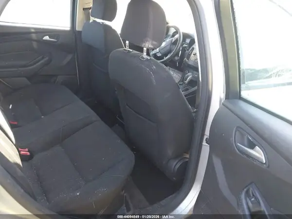 1FADP3F22HL323859 2017 FORD FOCUS - Image 8