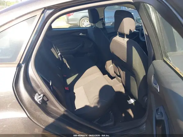 1FADP3F22JL201928 2018 FORD FOCUS - Image 8