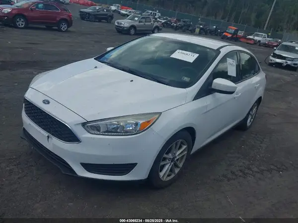 1FADP3F22JL206000 2018 FORD FOCUS - Image 2