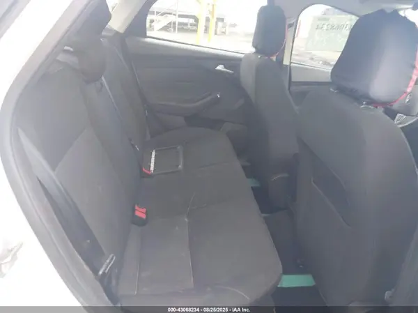 1FADP3F22JL206000 2018 FORD FOCUS - Image 8